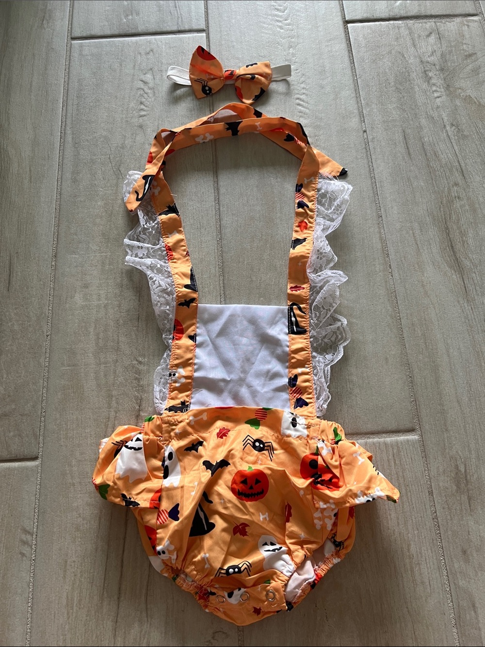 Amazon Kids Halloween Pumpkin Orange Lace Romper with Bow